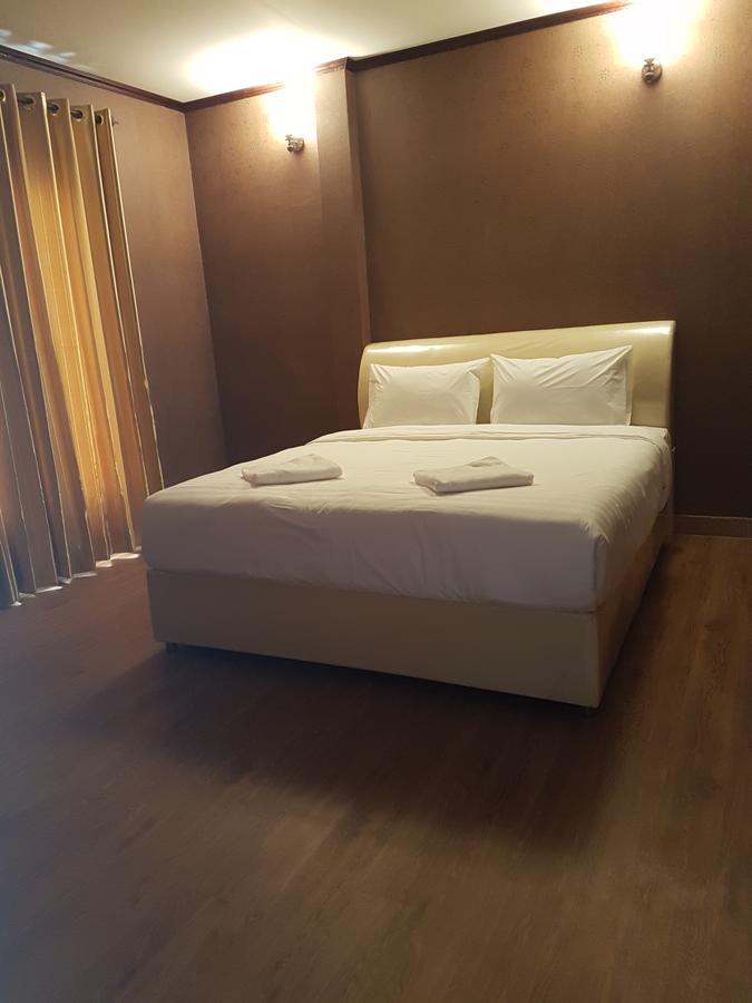 Sinnakhone Hotel Вьентьян Экстерьер фото