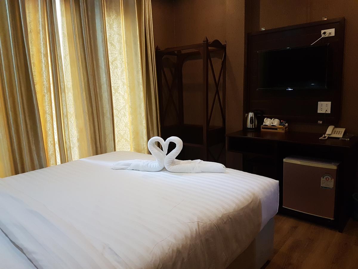 Sinnakhone Hotel Вьентьян Экстерьер фото