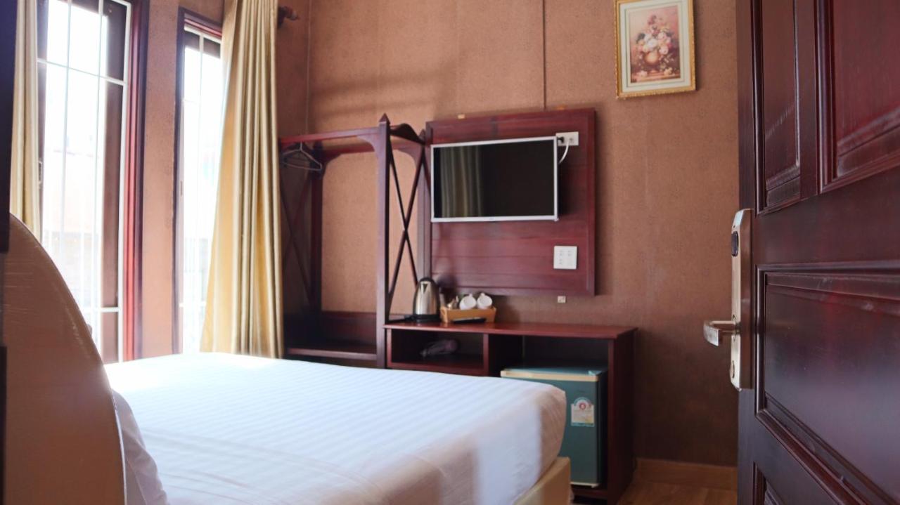 Sinnakhone Hotel Вьентьян Экстерьер фото