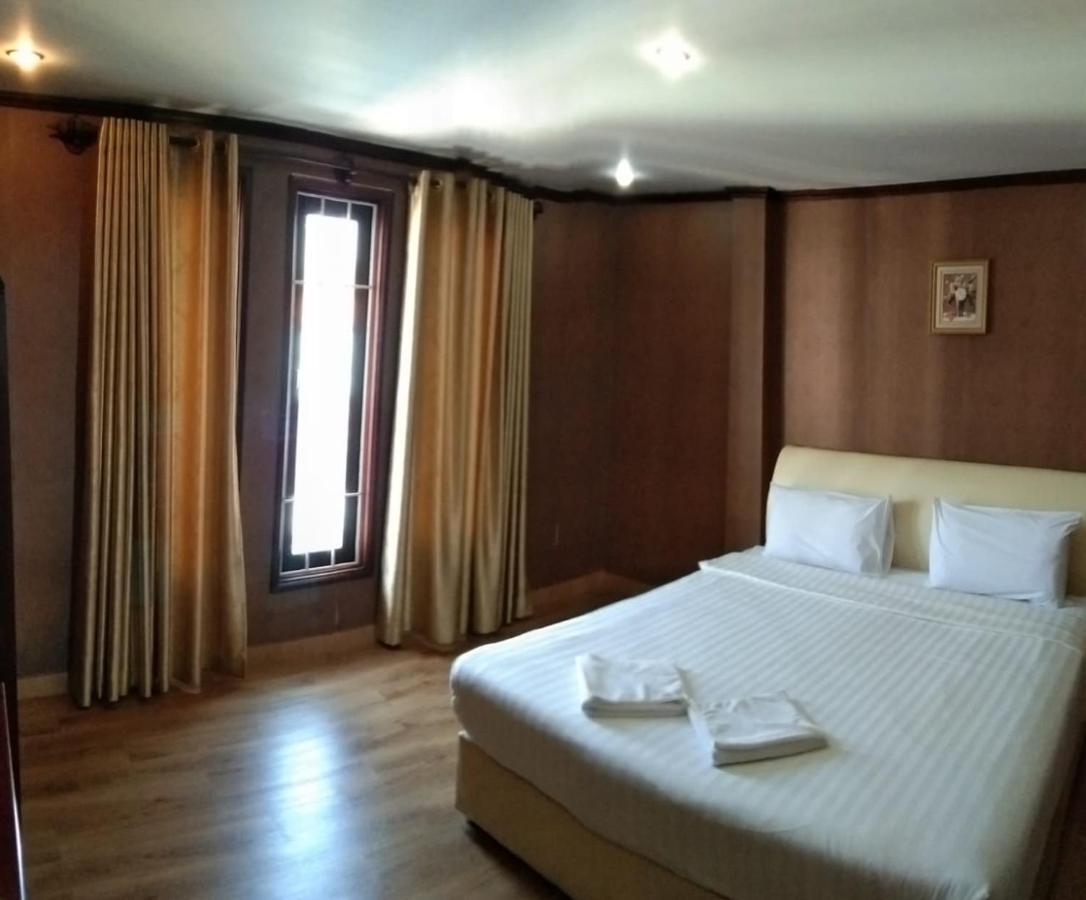 Sinnakhone Hotel Вьентьян Экстерьер фото