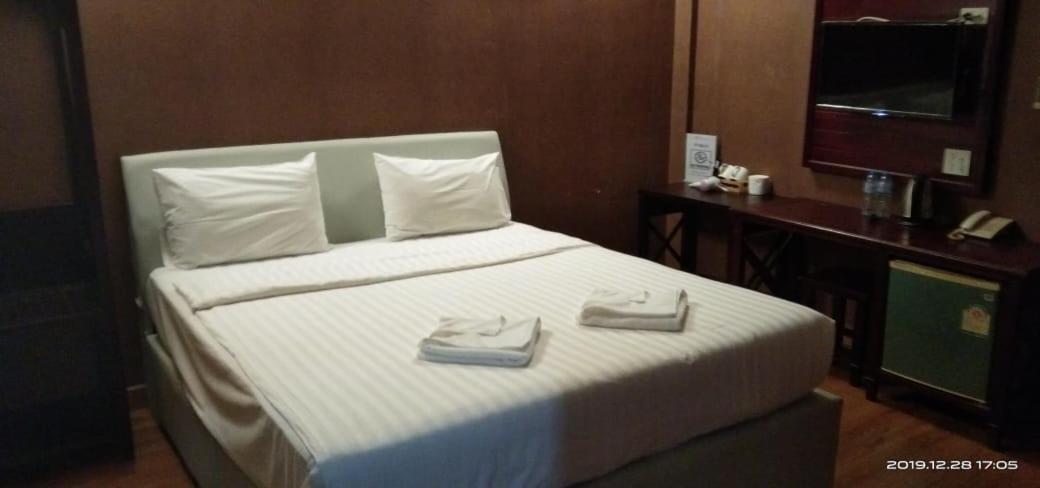 Sinnakhone Hotel Вьентьян Экстерьер фото
