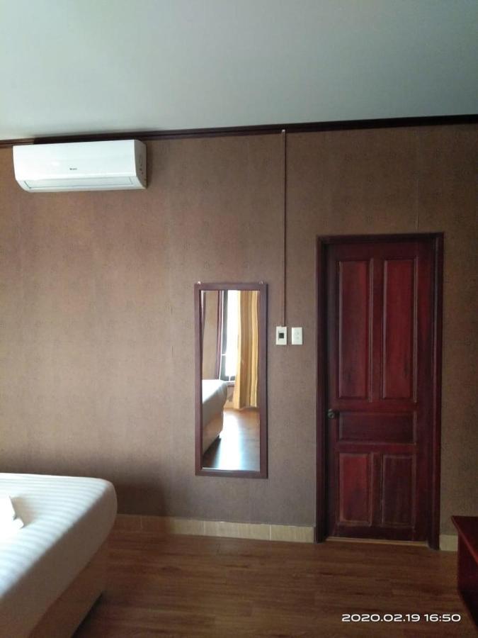 Sinnakhone Hotel Вьентьян Экстерьер фото
